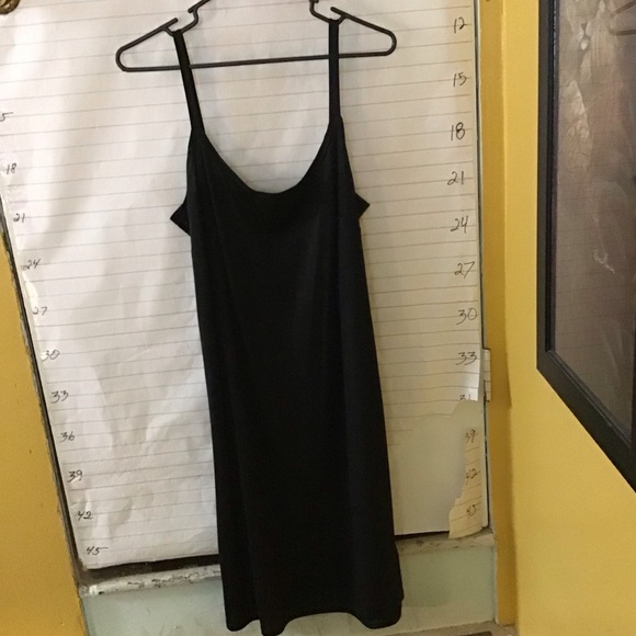 FASHION BUG women’s black dress,(looks like a slip) thin straps, sz 14 black - Picture 2 of 7
